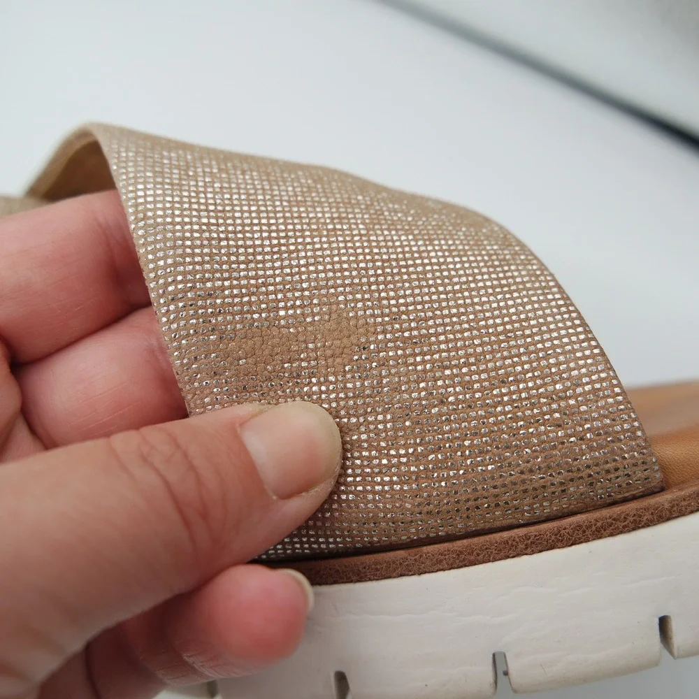 Corso Como Bilanka Womens Rose Gold Metallic Wedge Slide Sandals Size 10M